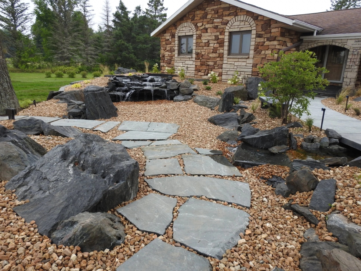 Bazalt Peyzaj ve Bahçe Taşı Uygulamaları