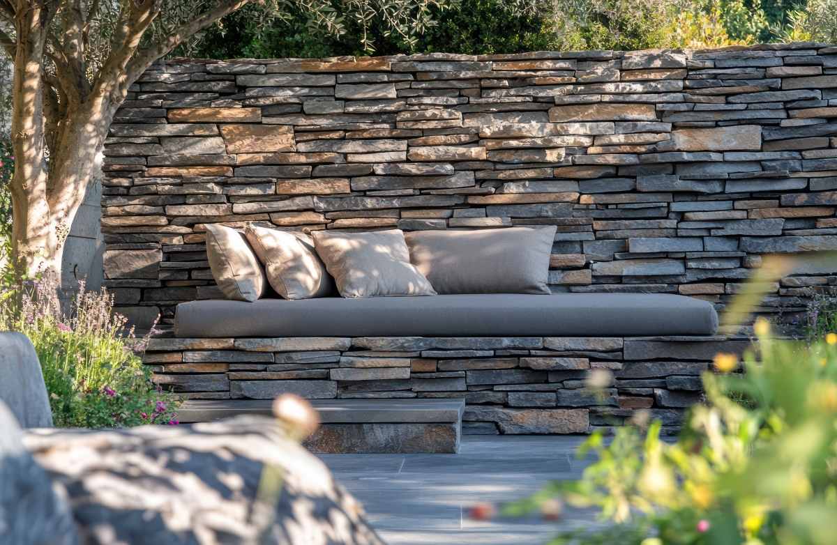 Lüks Konut ve Prestijli Projelerde Doğal Taş Kullanımı: Değer, Estetik ve Yatırım Gücü